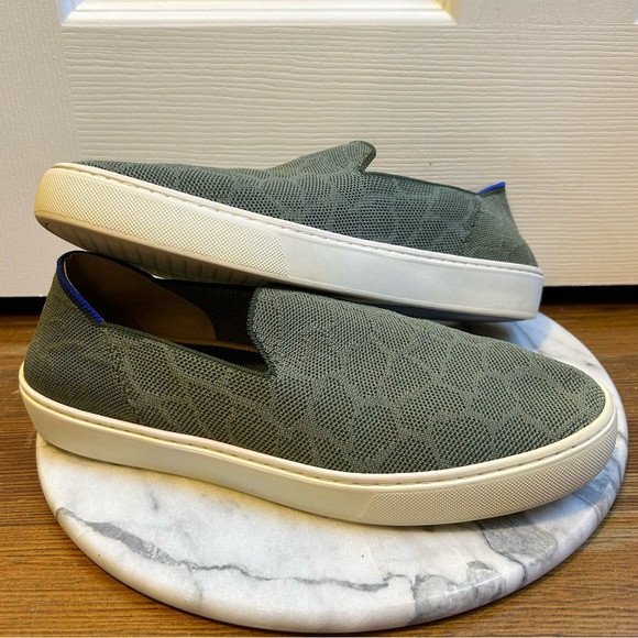 Green Slip-on Sneakers - Rothys - Size 9.5 - Picture 2 of 5
